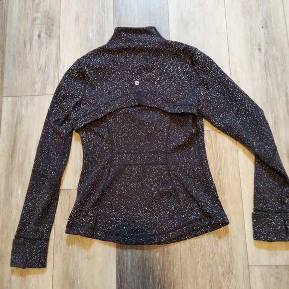 Lululemon Define athletic jacket -8 - Picture 3 of 4